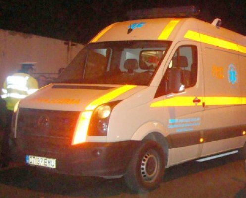 Coliziune soldată cu rănirea unei tinere, pe bulevardul Mamaia